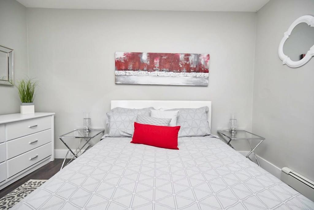 Clifton Hill Hideaway 4B - Two Bedroom Condo Niagara Falls Exteriér fotografie